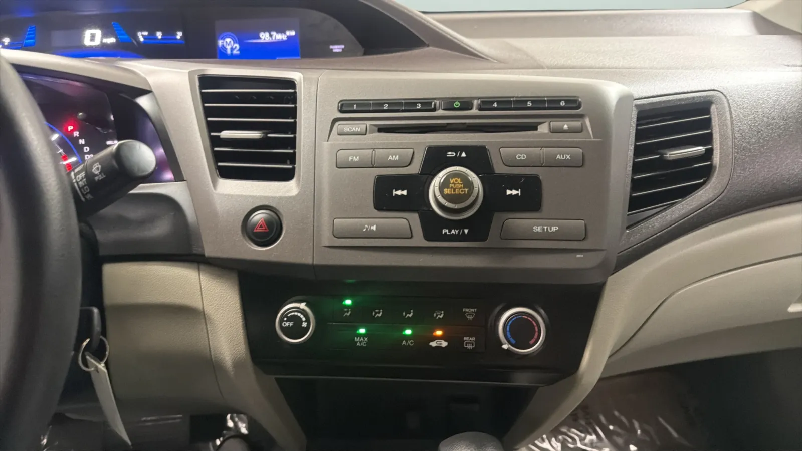 Honda Civic photo 13
