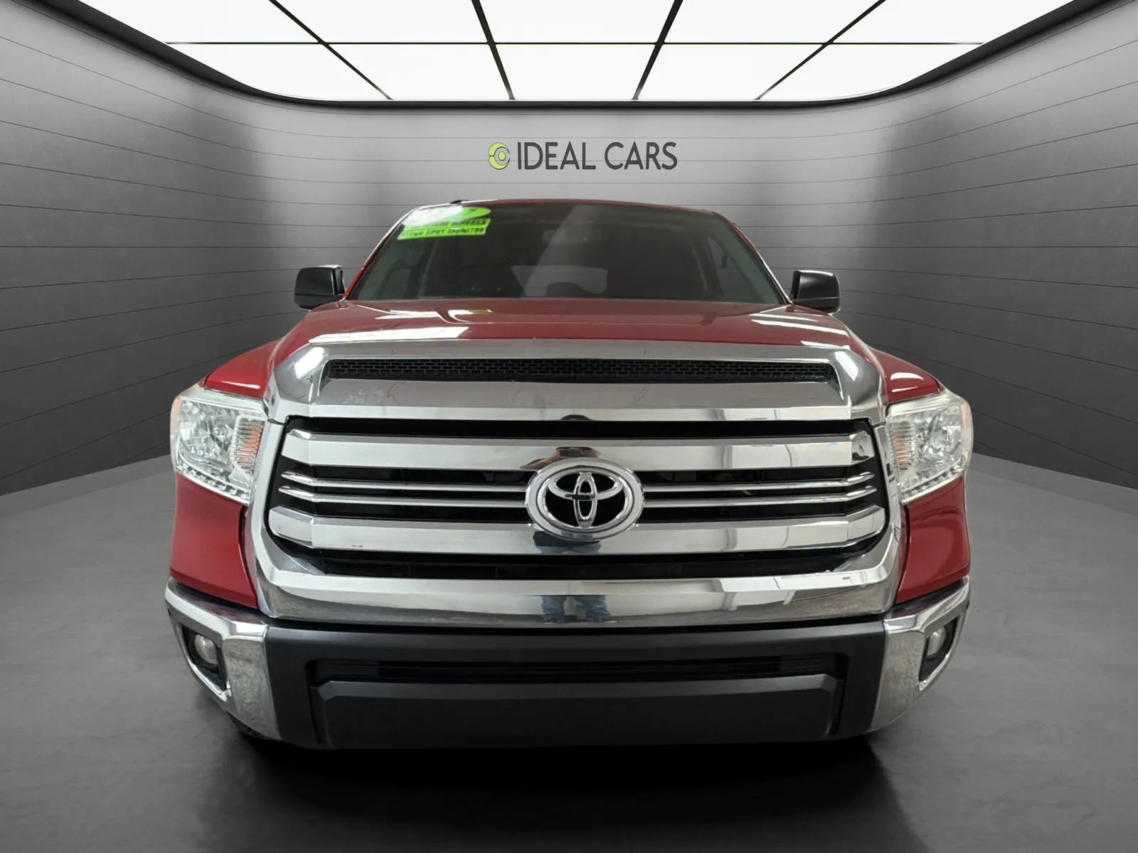 Toyota Tundra photo 2