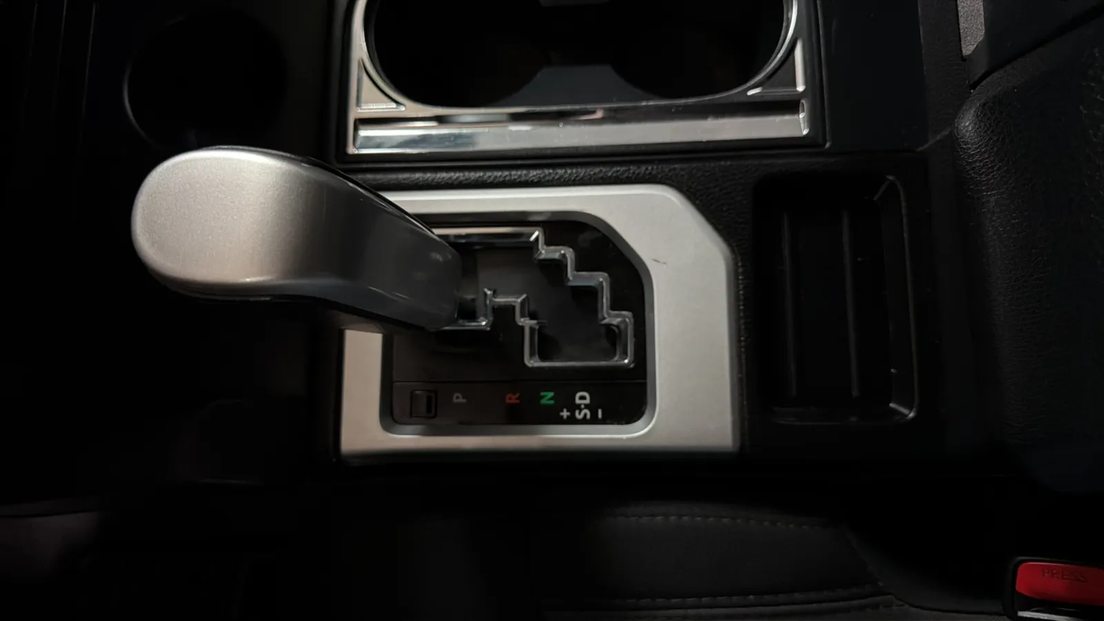Toyota Tundra photo 12