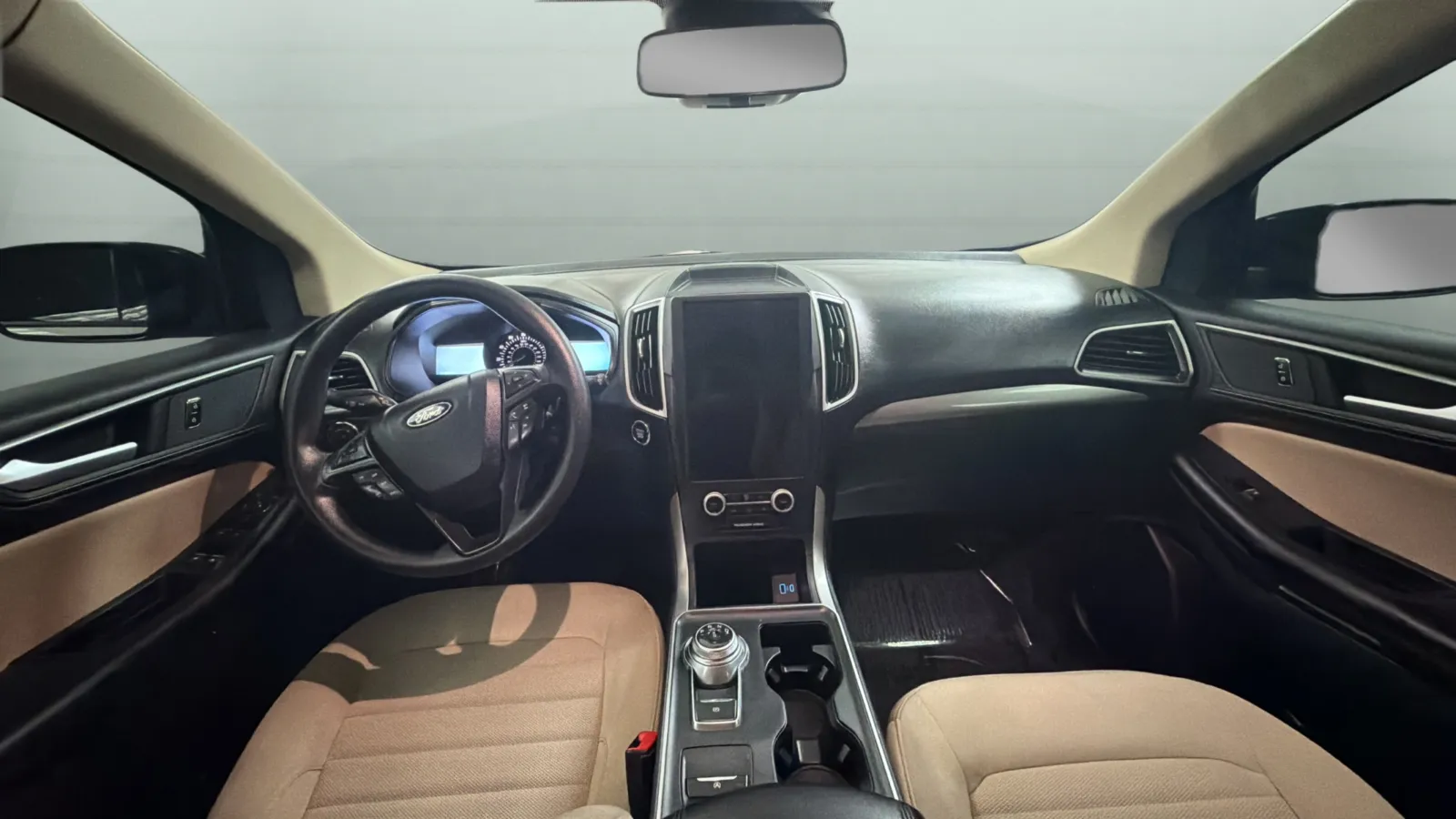 Ford Edge photo 9