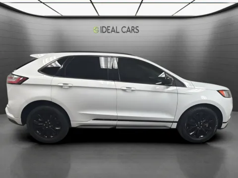 More photos of 2022 Ford Edge SE at Ideal Cars - Main Street, AZ