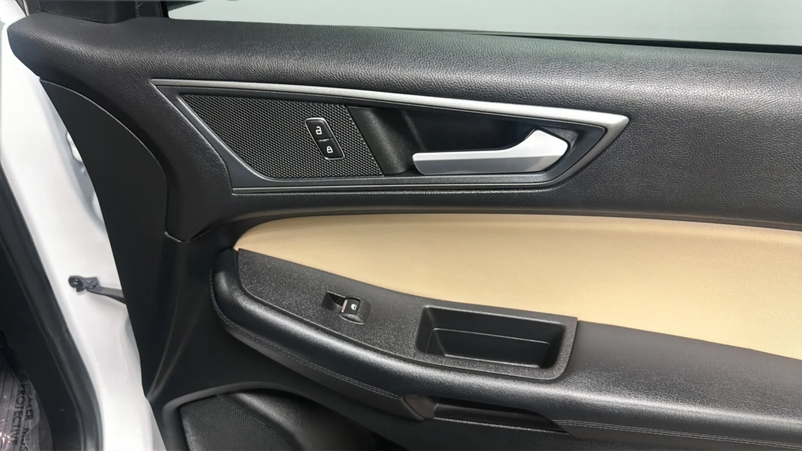 Ford Edge photo 18