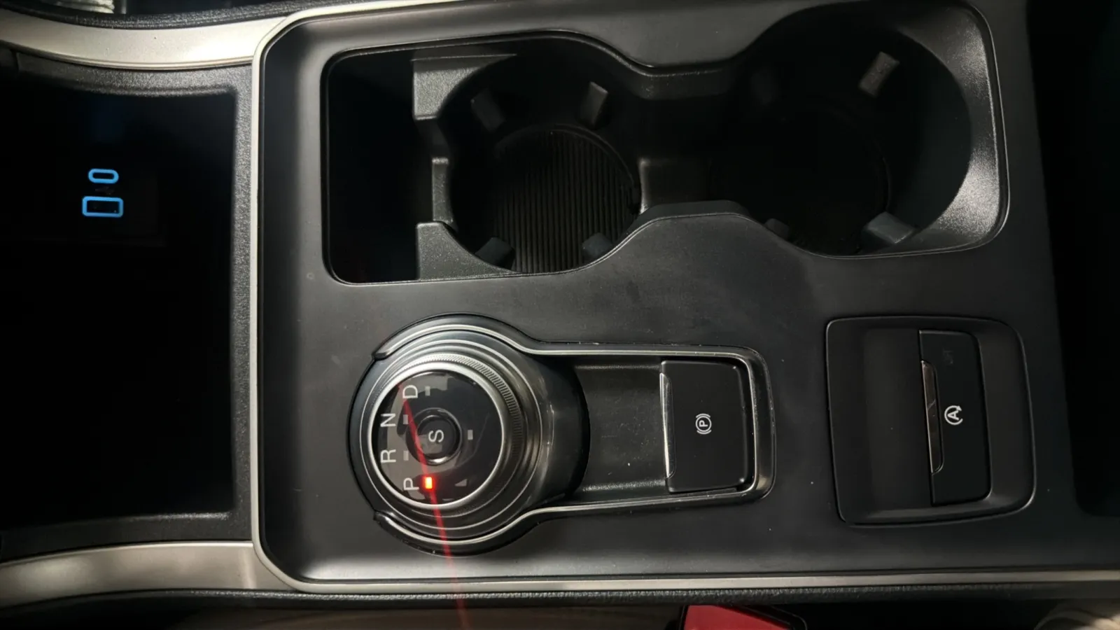 Ford Edge photo 12