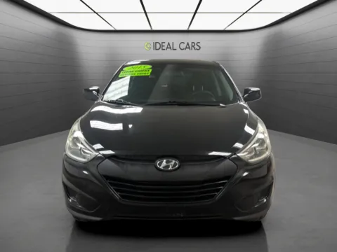 Photos of 2015 Hyundai TUCSON GLS for sale in Mesa, AZ at Ideal Cars - Main Street