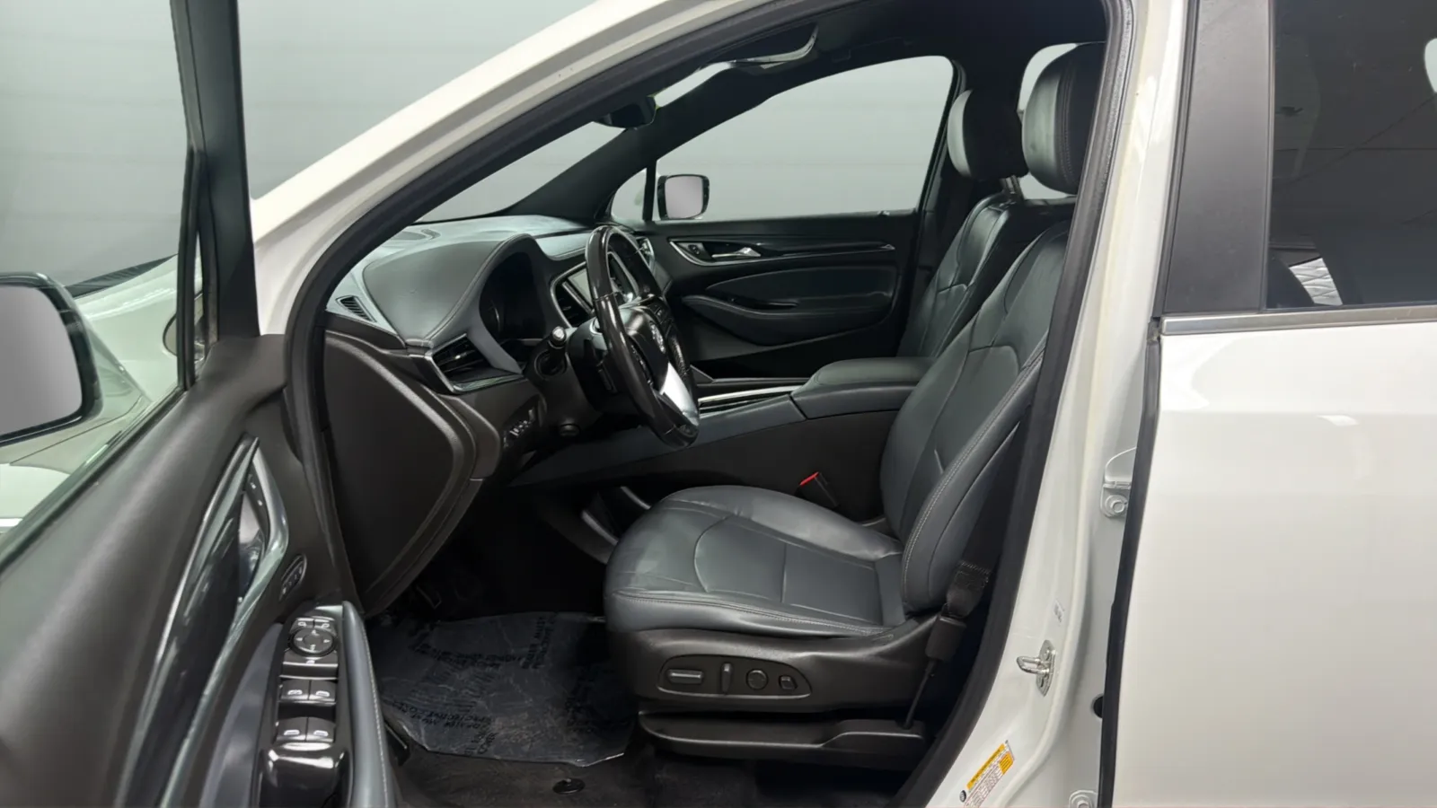 Buick Enclave photo 21