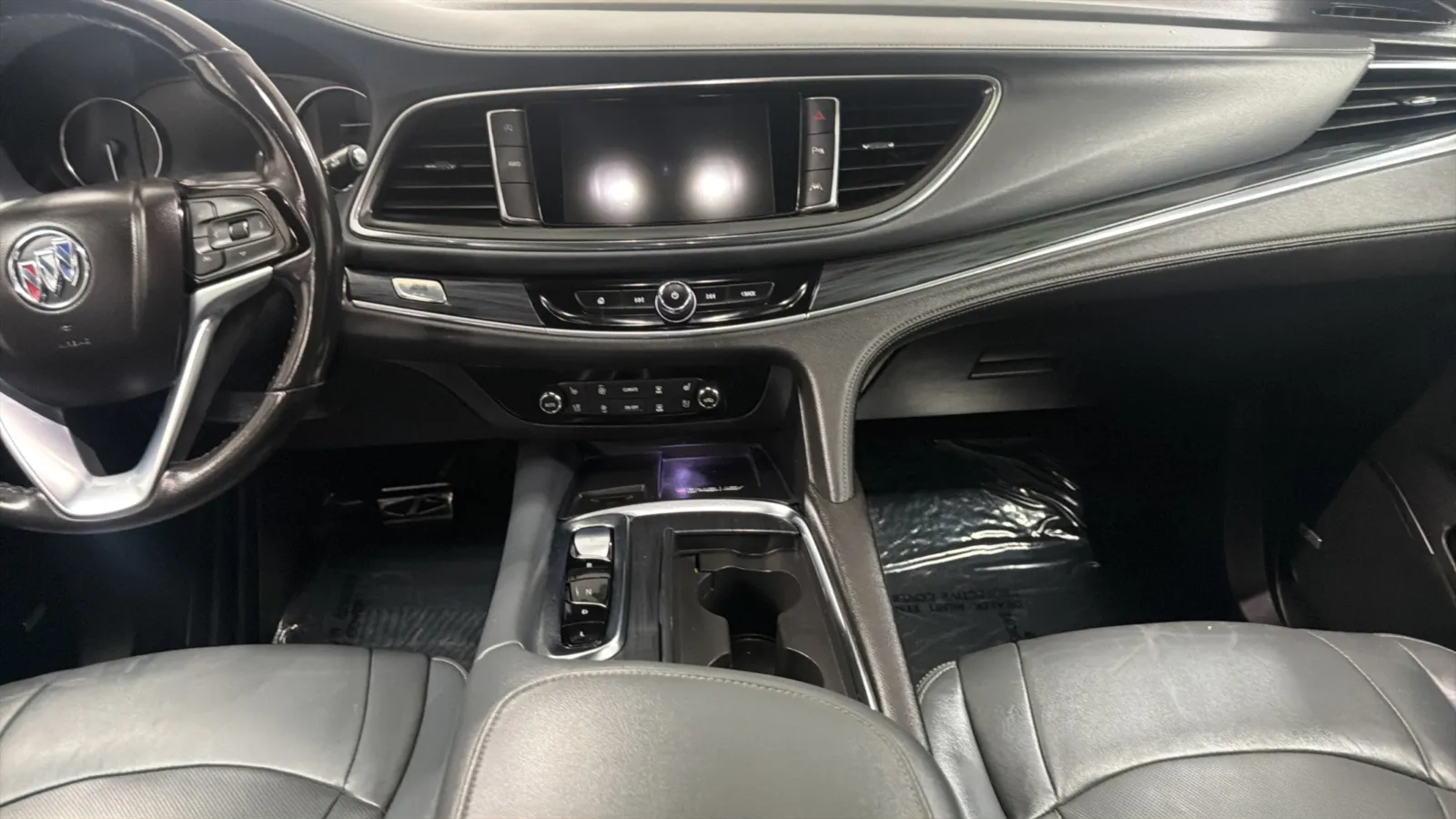 Buick Enclave photo 16