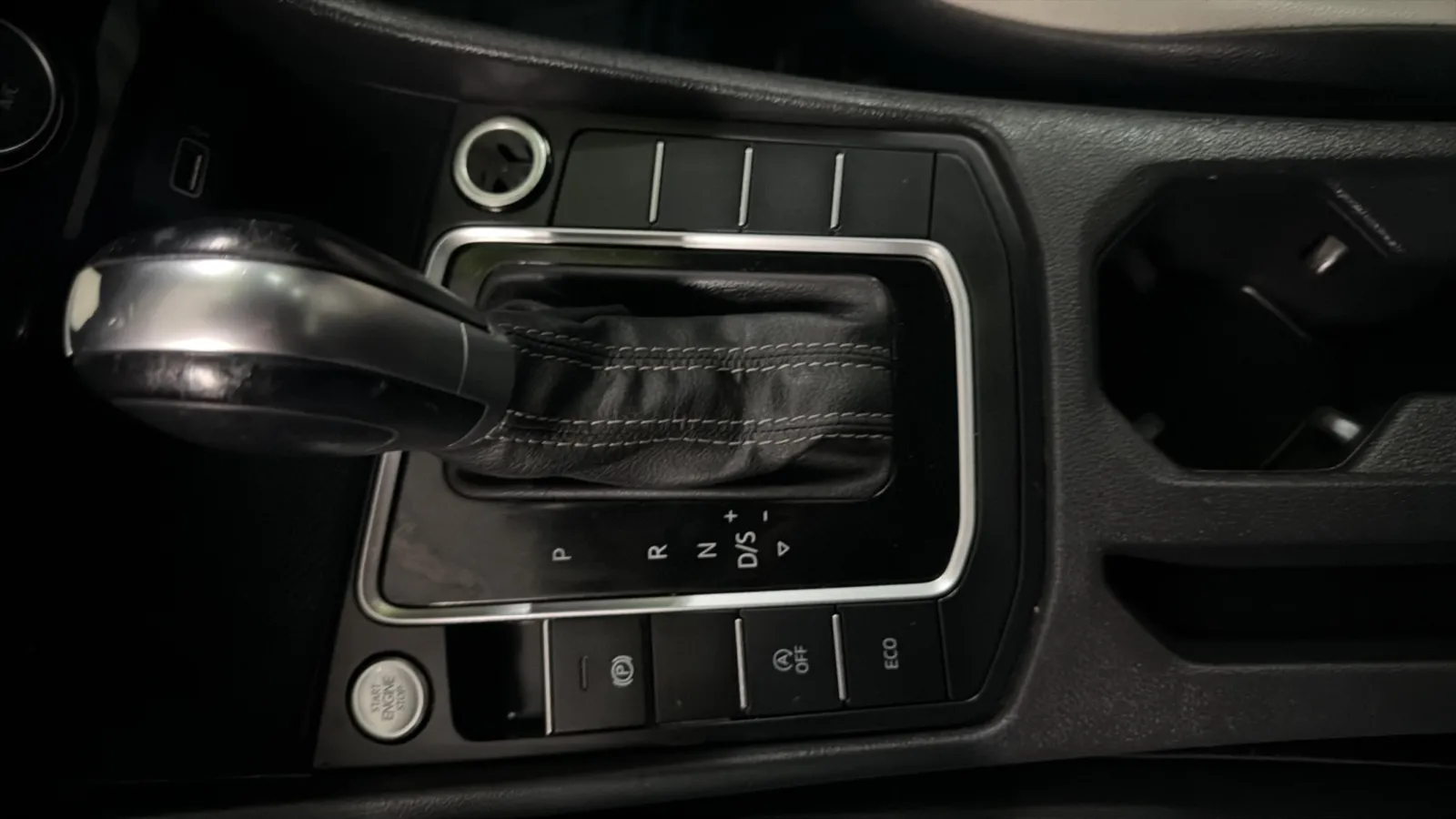 Volkswagen Jetta photo 12