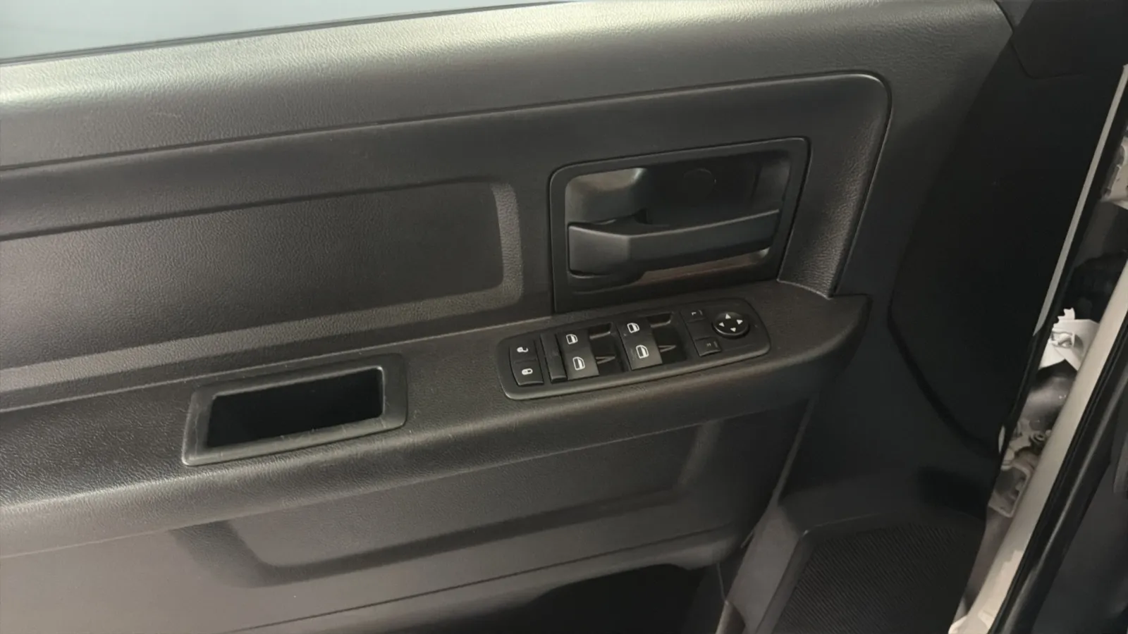 Ram 2500 photo 16