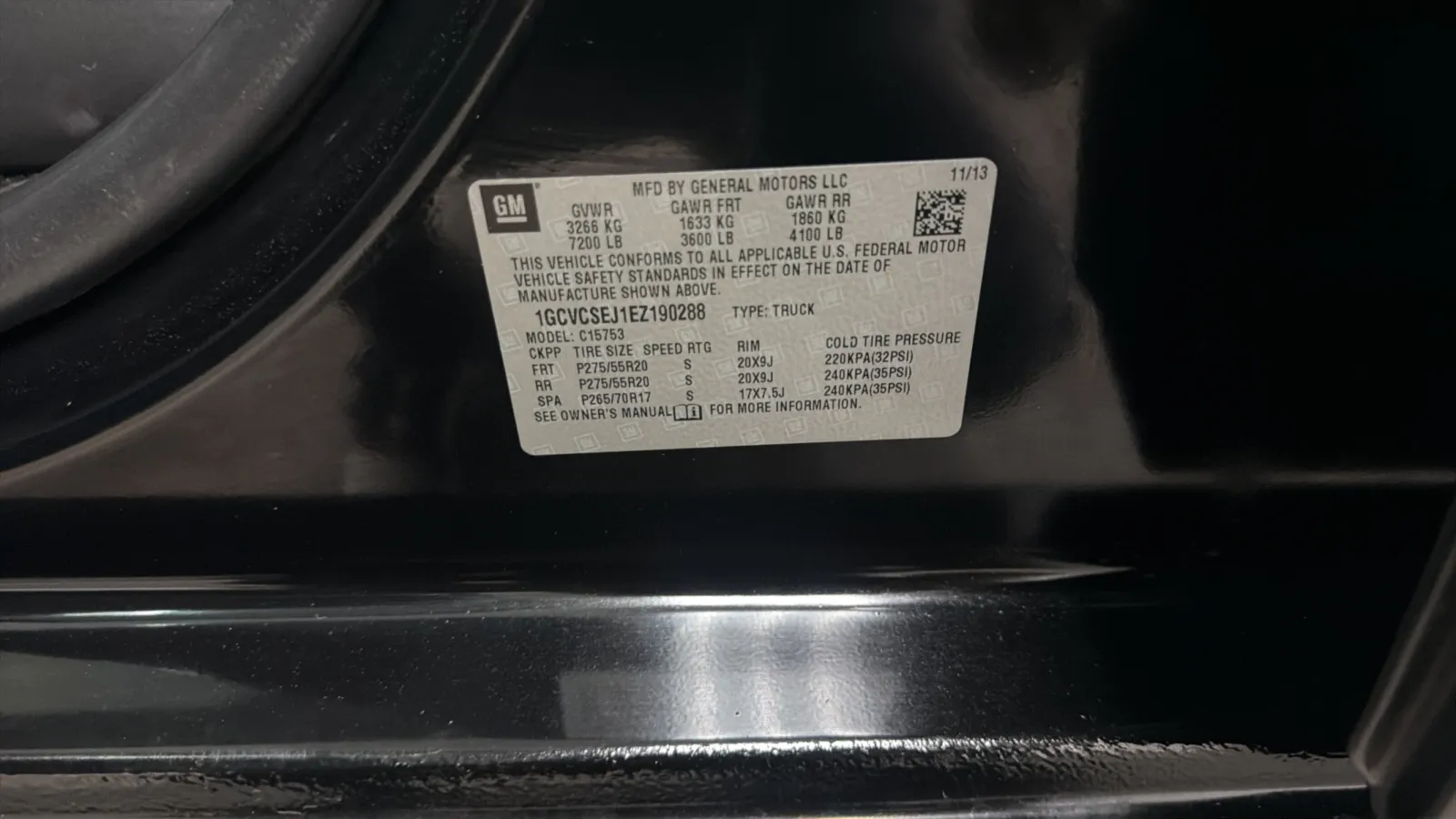 Chevrolet Silverado photo 23