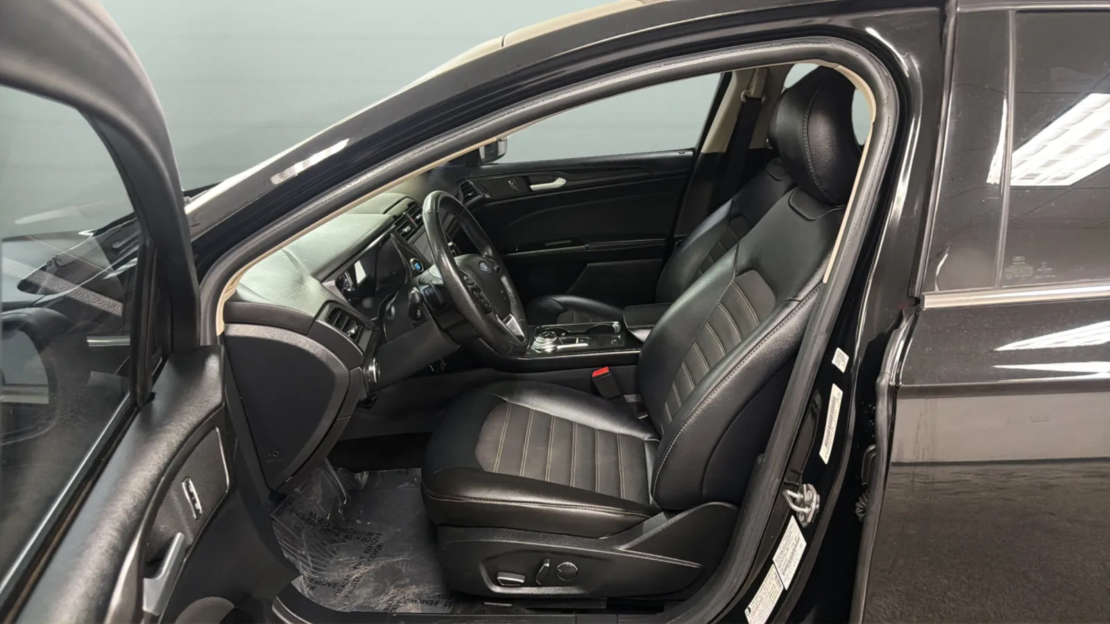 Ford Fusion photo 21