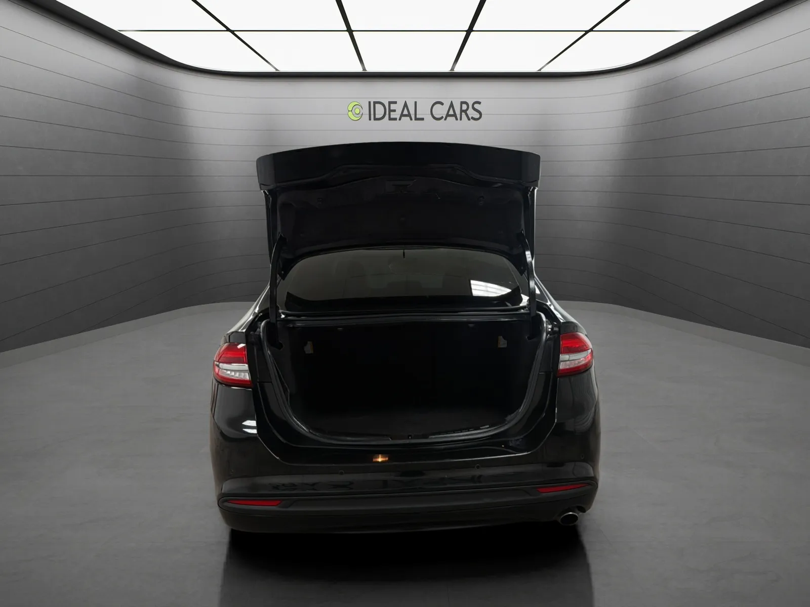 Ford Fusion photo 9