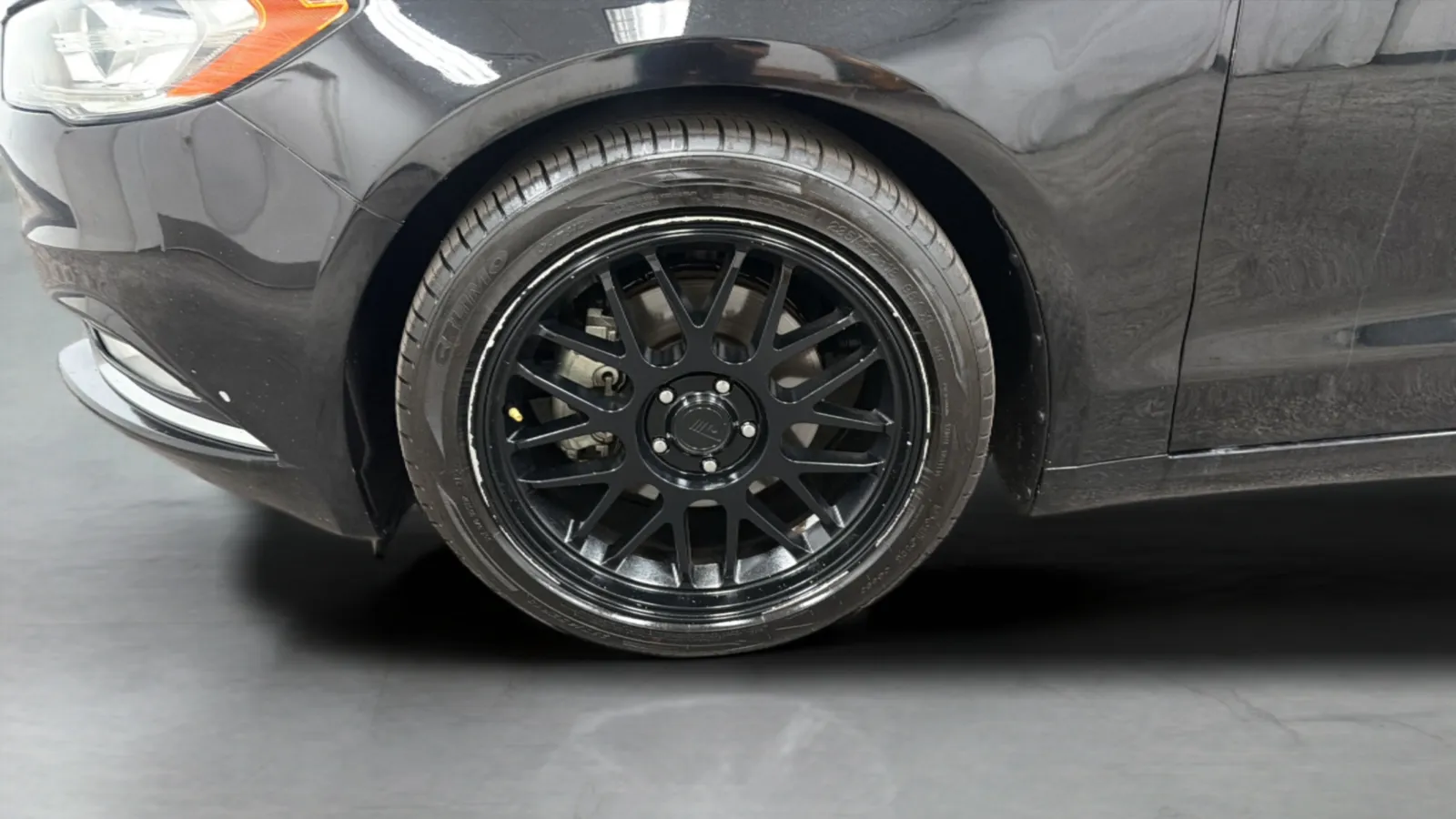 Ford Fusion photo 28