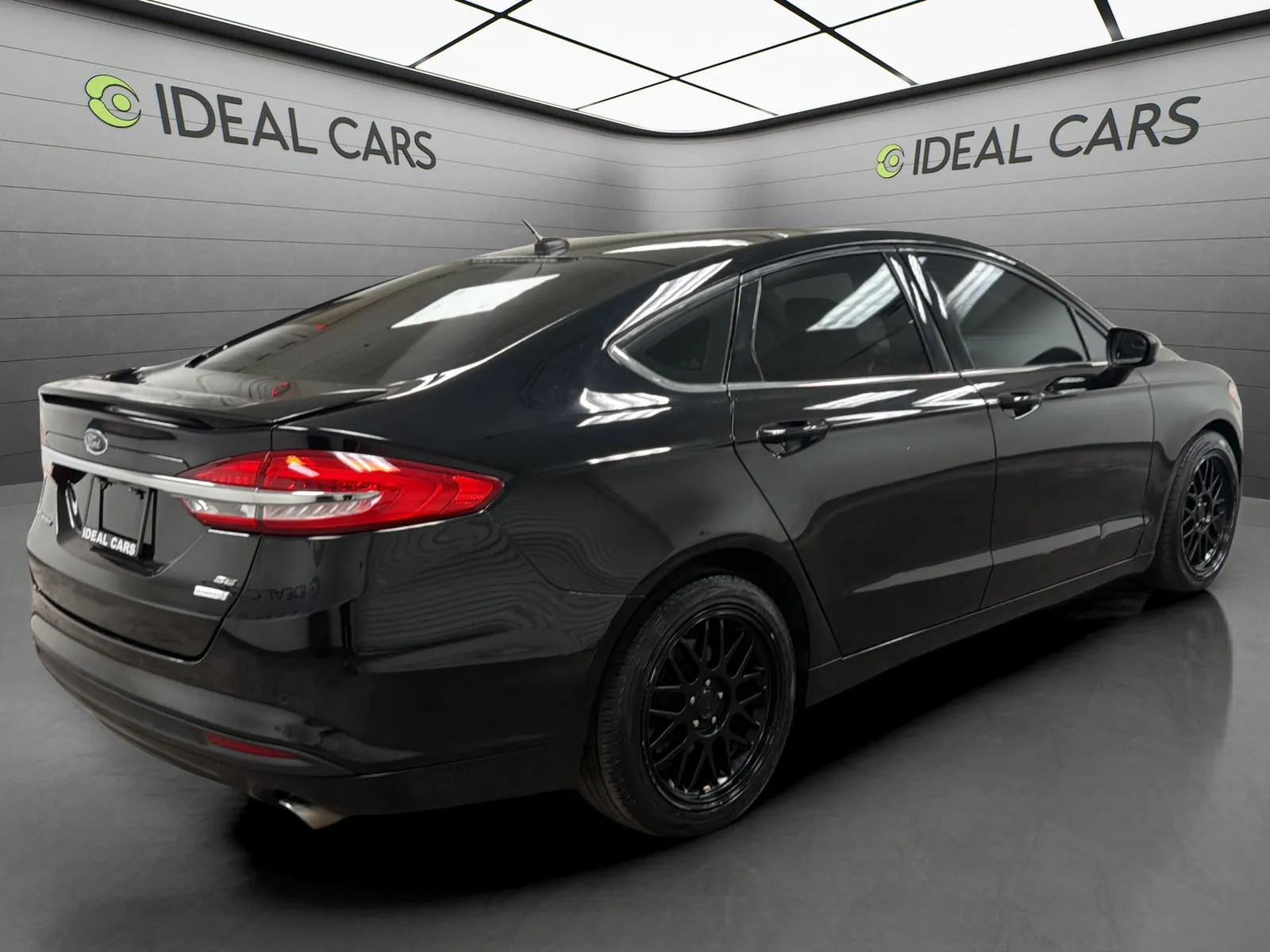Ford Fusion photo 5