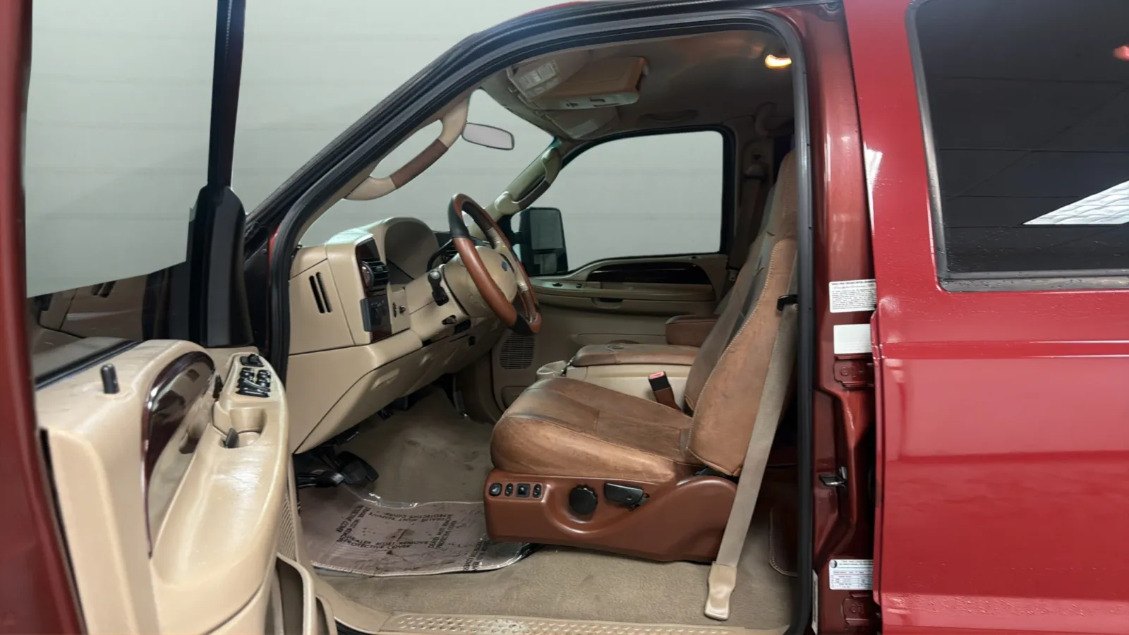 Ford F-350 photo 19