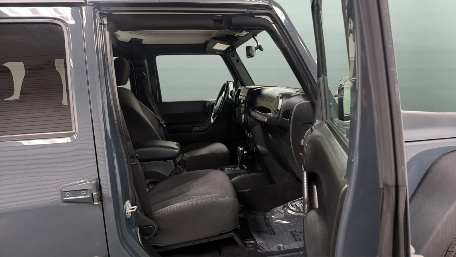 Jeep Wrangler photo 20