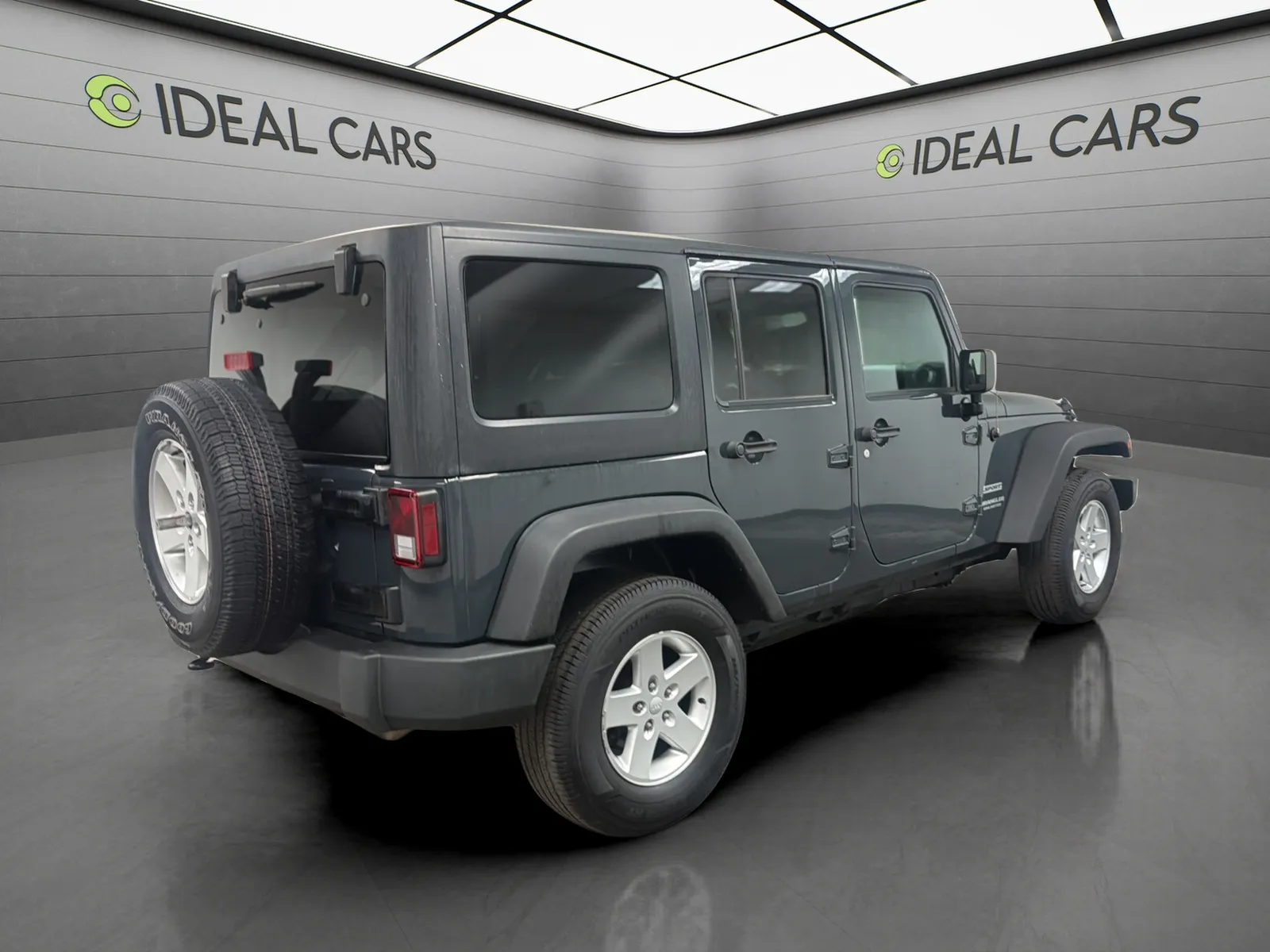 Jeep Wrangler photo 5