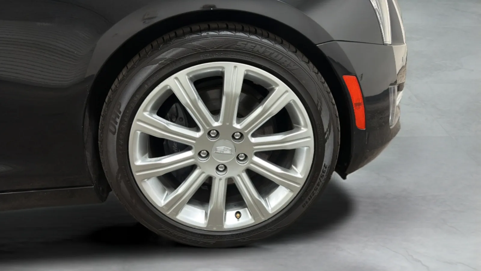 Cadillac ATS photo 25