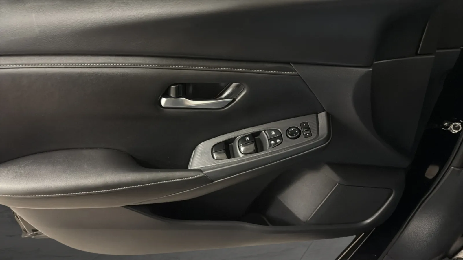Nissan Sentra photo 18