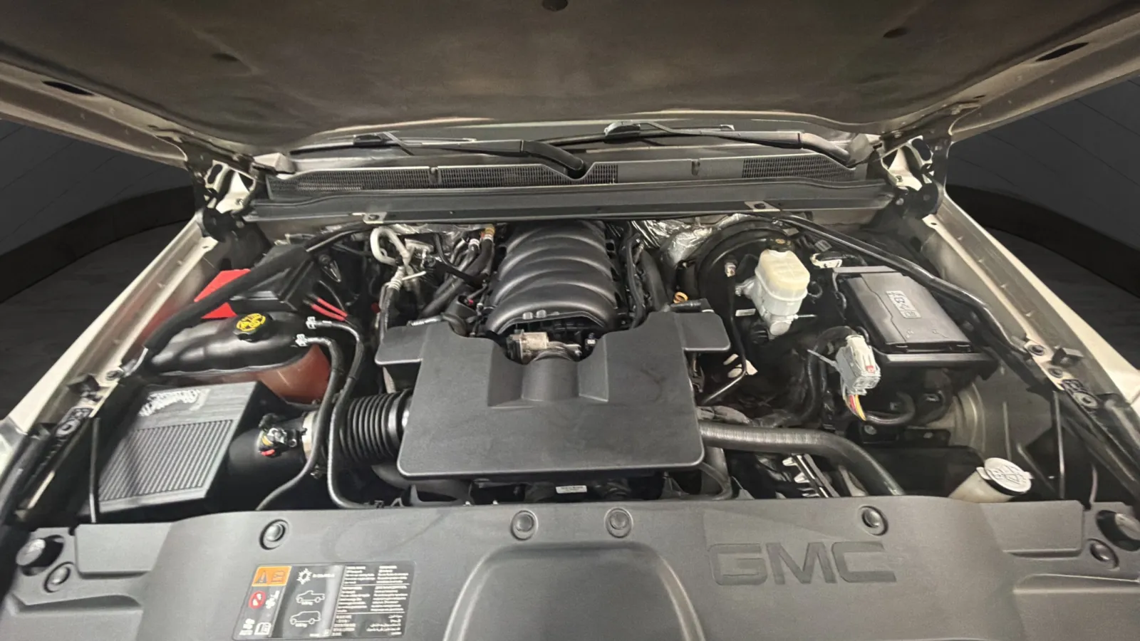 GMC Yukon XL photo 22