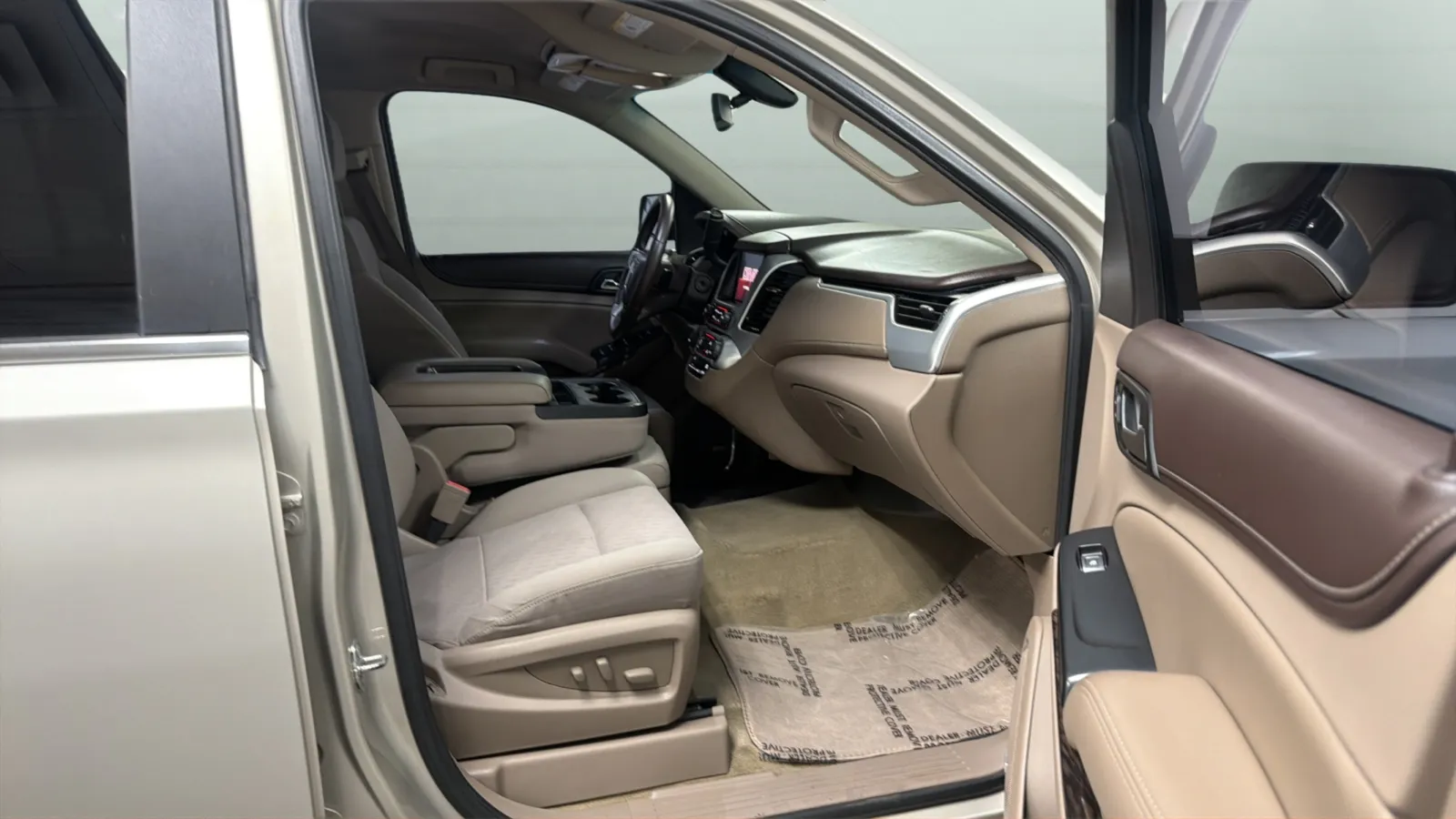 GMC Yukon XL photo 21