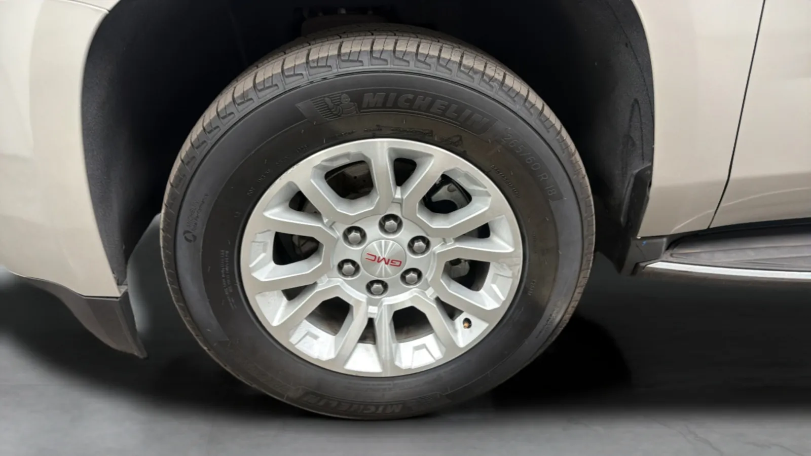 GMC Yukon XL photo 28