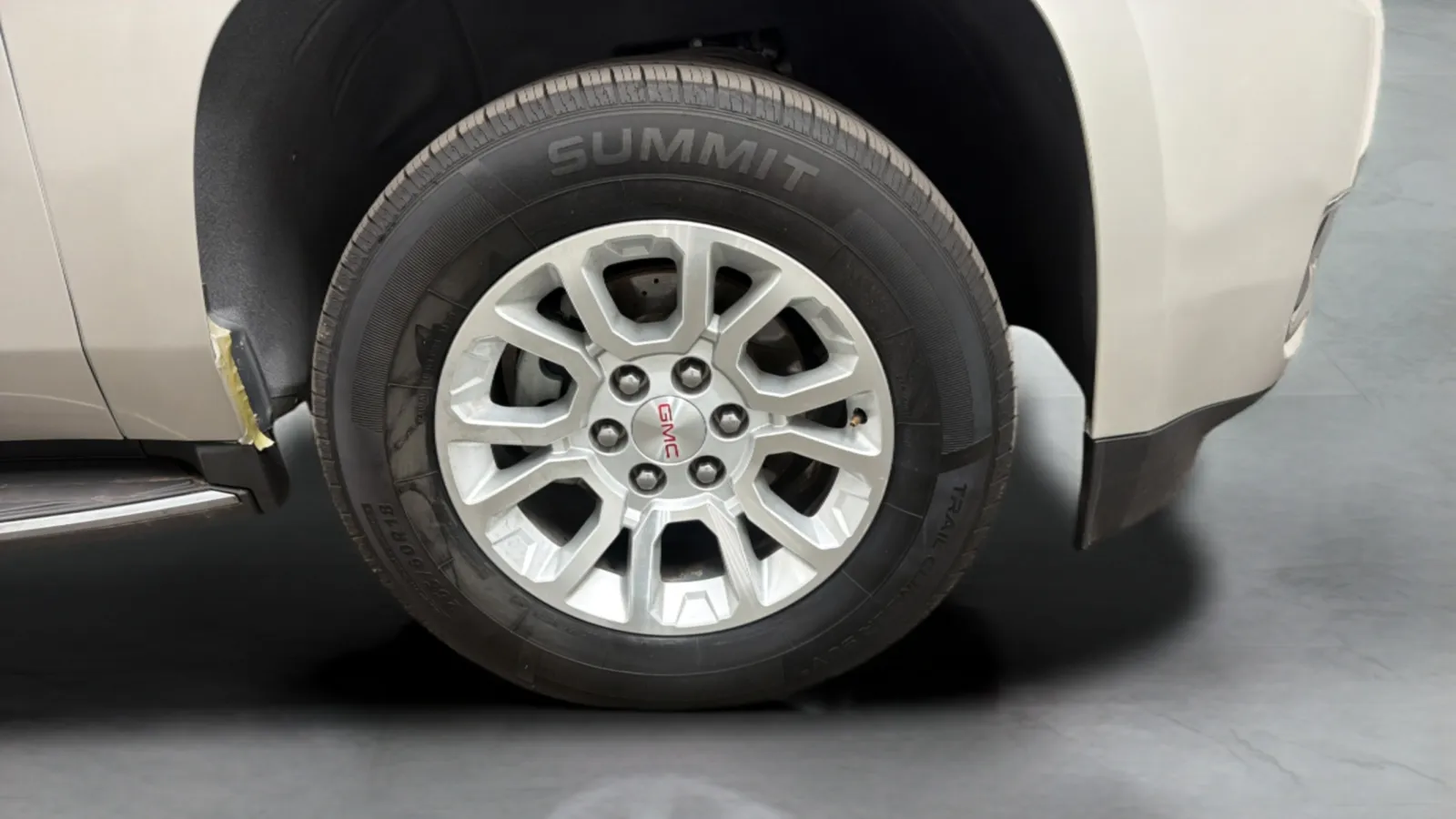 GMC Yukon XL photo 25