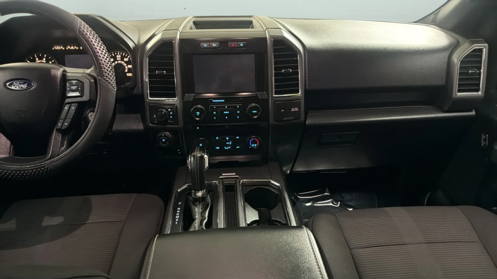 Ford F-150 photo 15