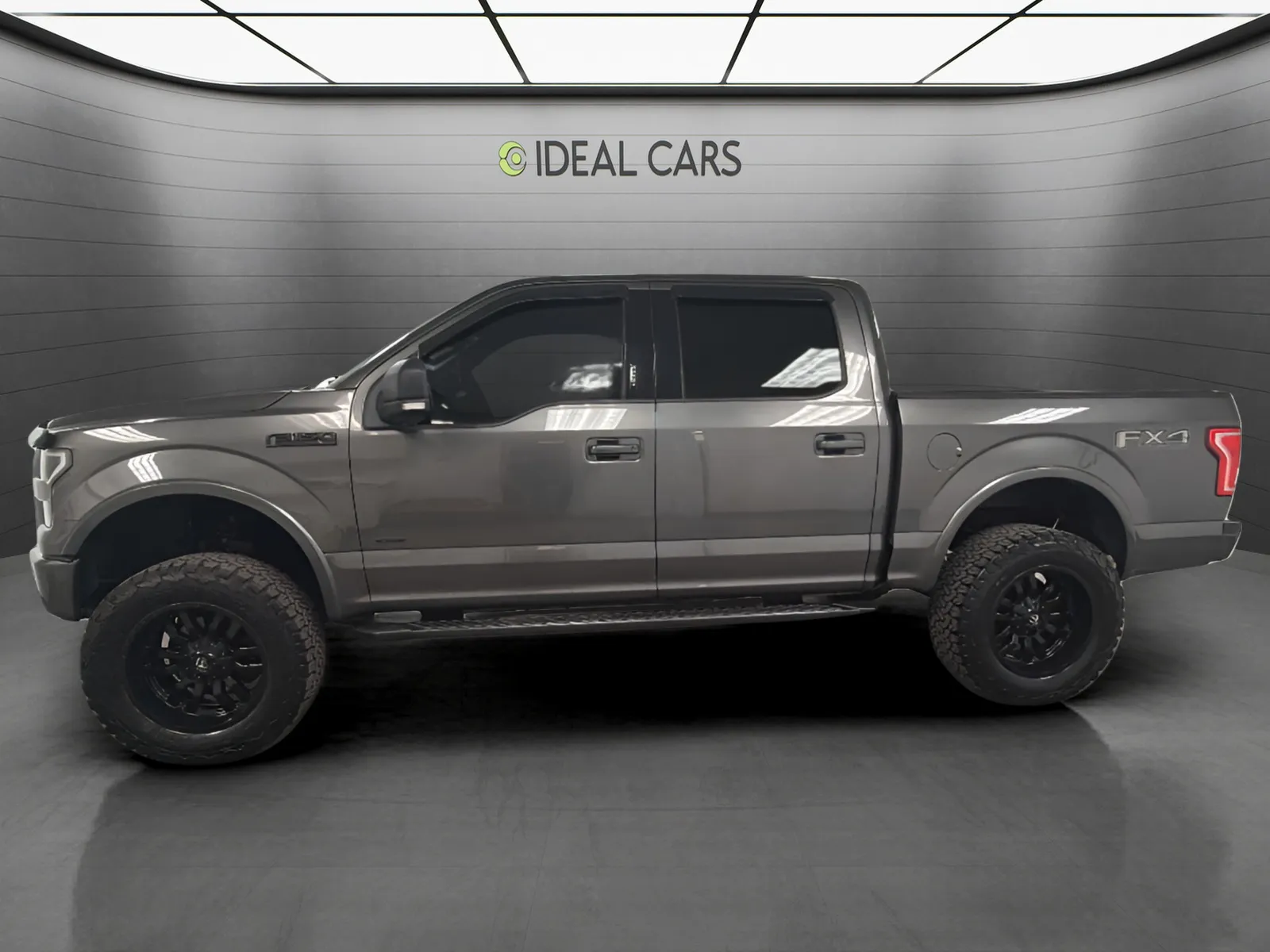 Ford F-150 photo 2