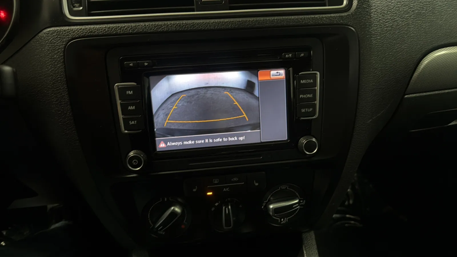Volkswagen Jetta photo 15