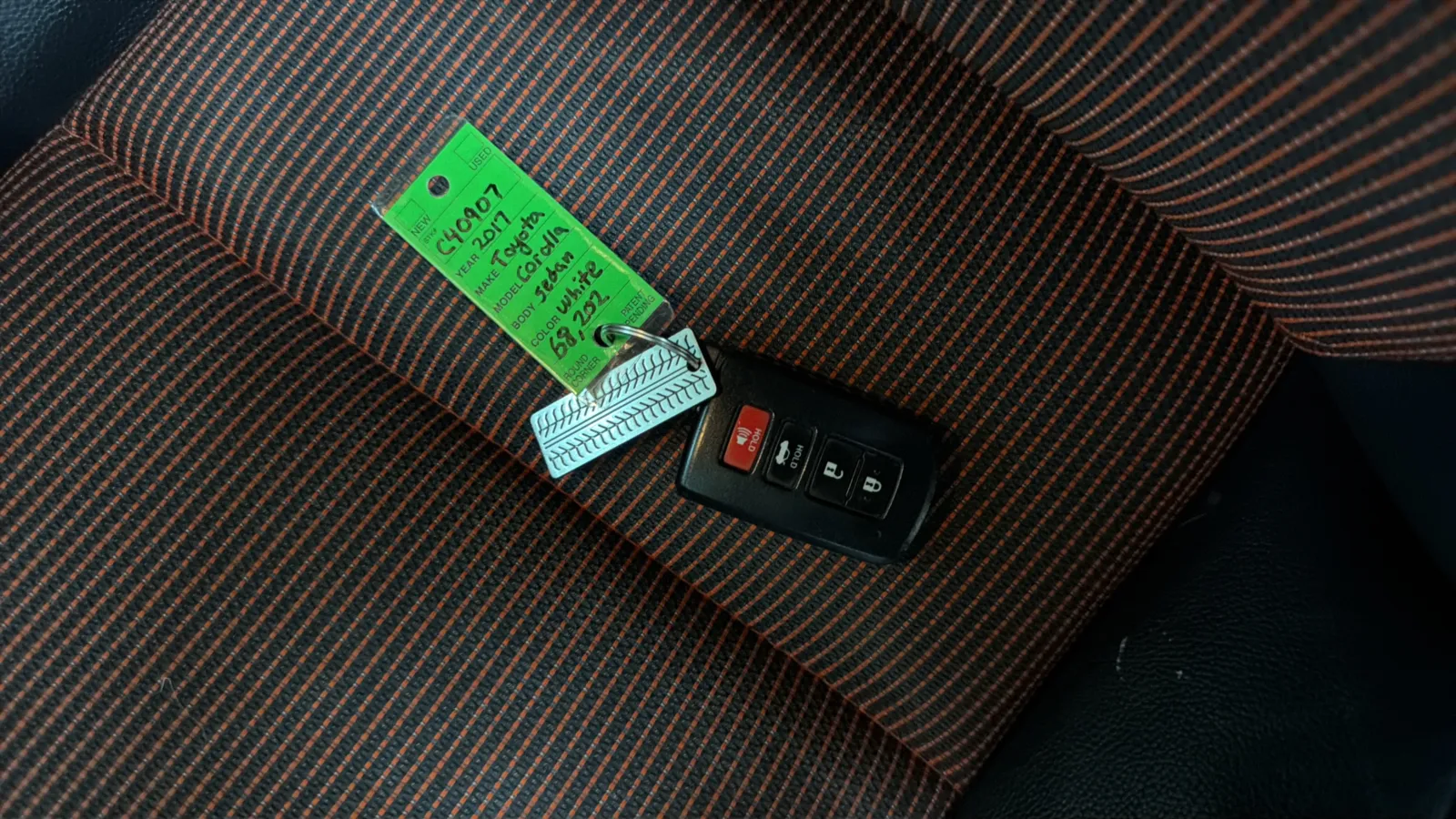 Toyota Corolla photo 2