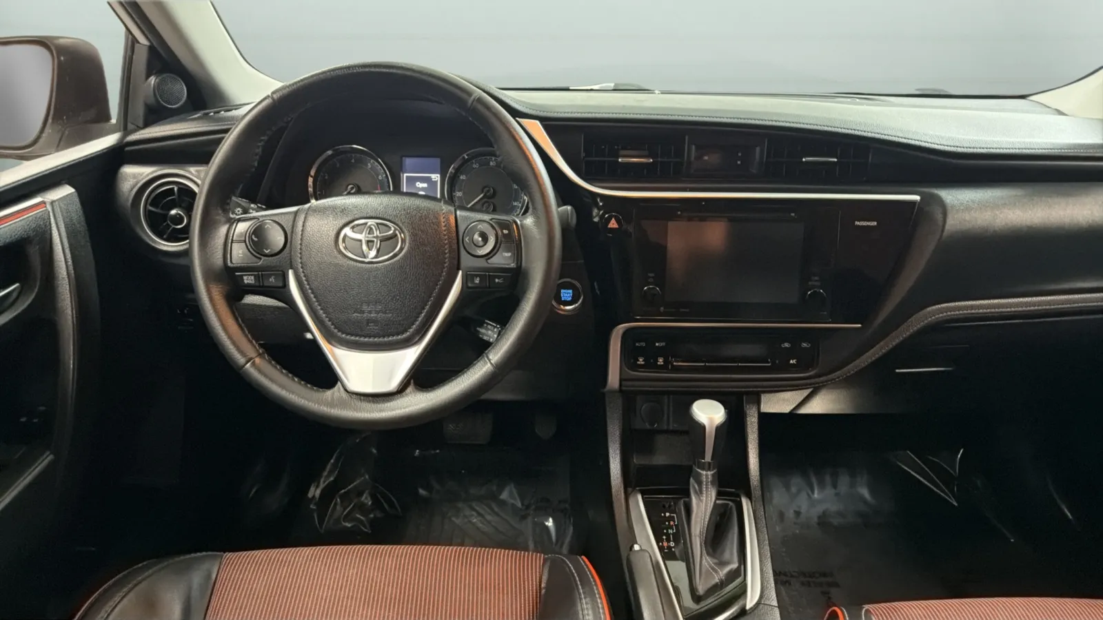 Toyota Corolla photo 11