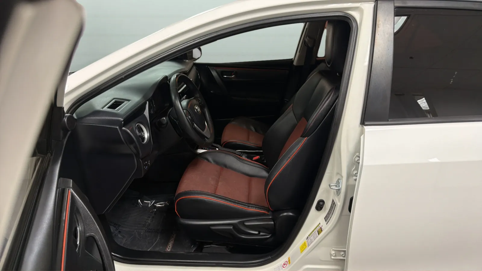 Toyota Corolla photo 22