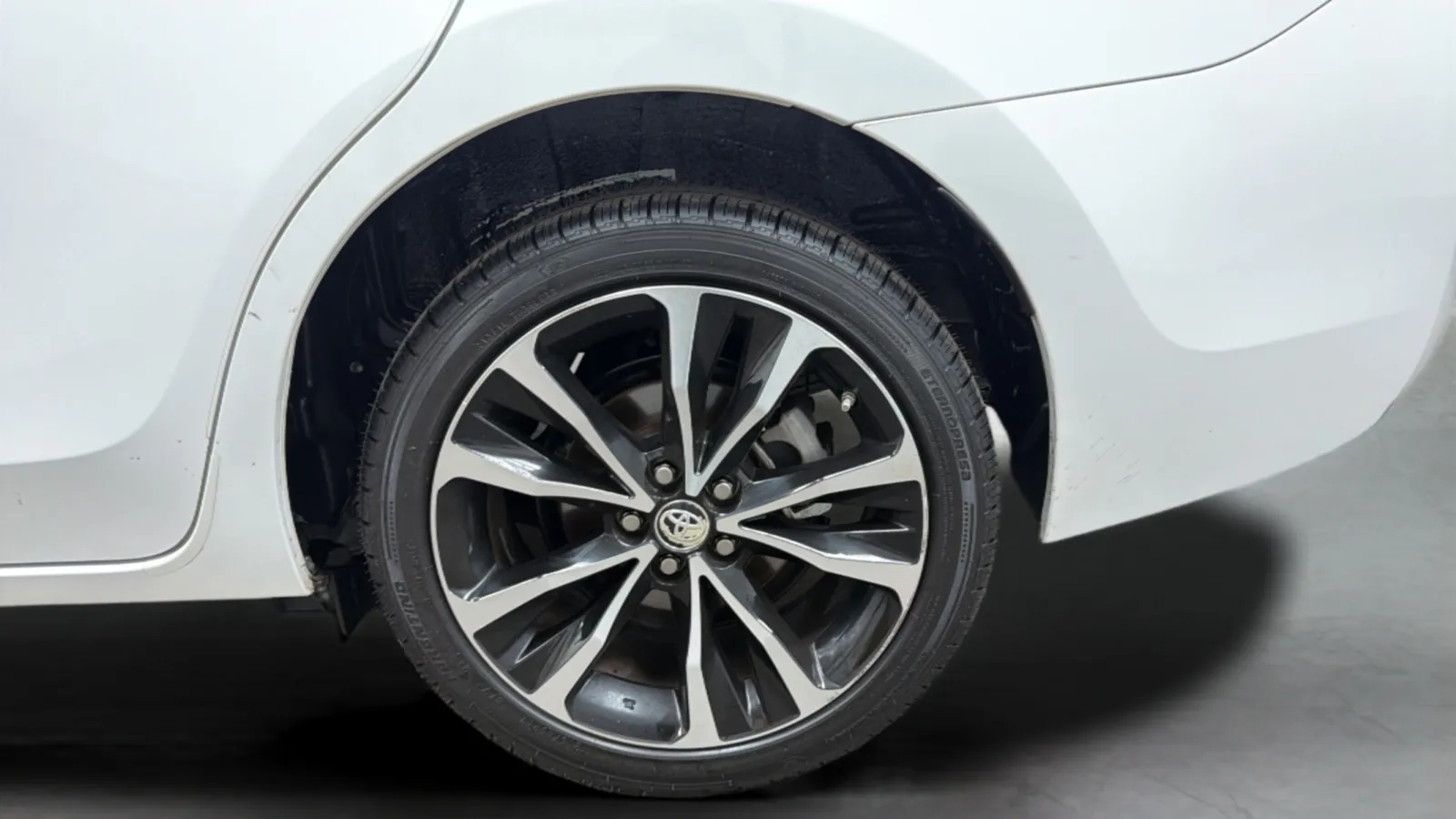 Toyota Corolla photo 28