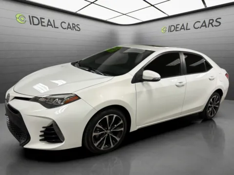 White 2017 Toyota Corolla SE for sale in Mesa, AZ