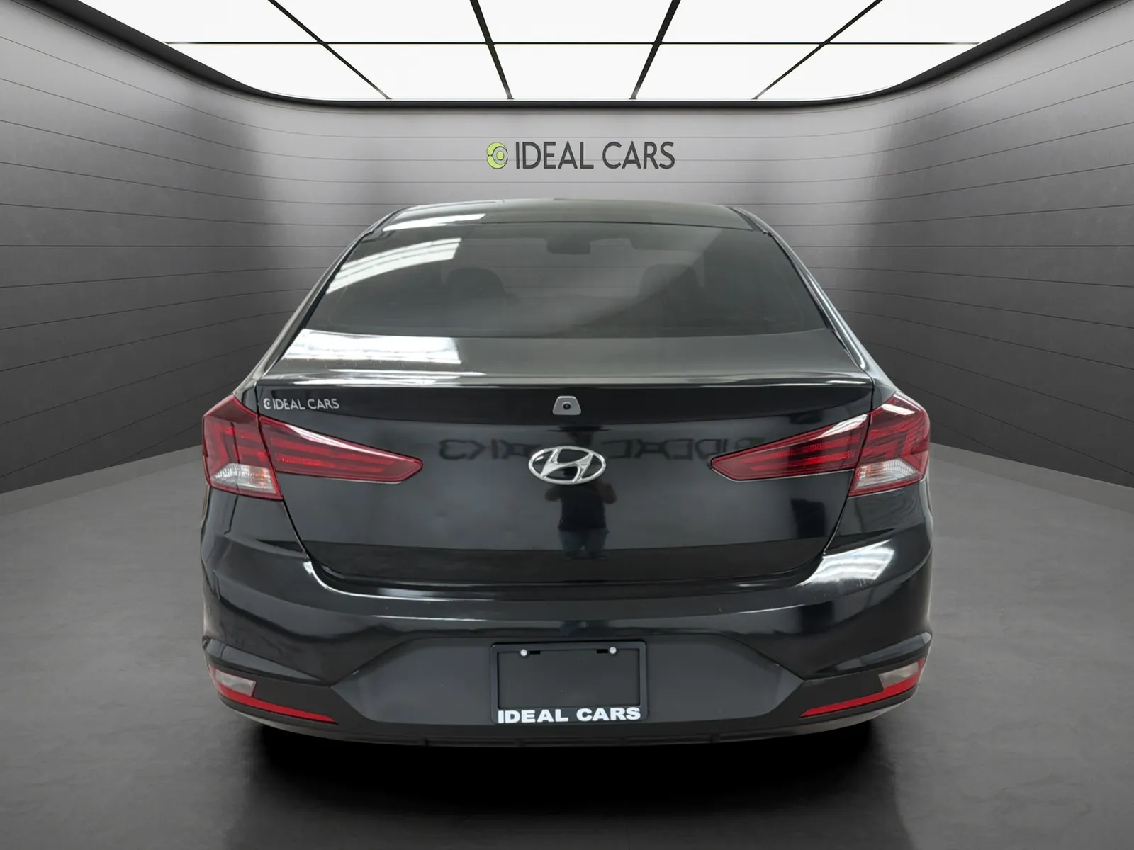 Hyundai Elantra photo 6