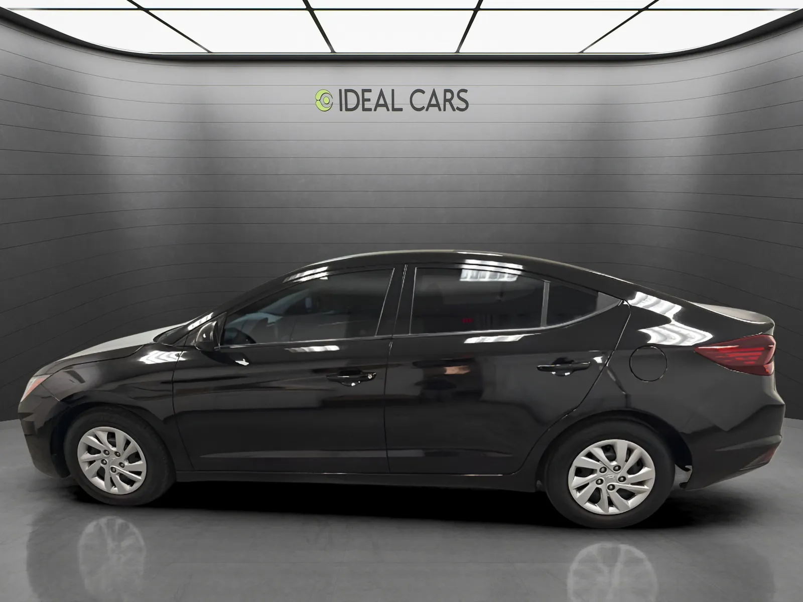 Hyundai Elantra photo 8