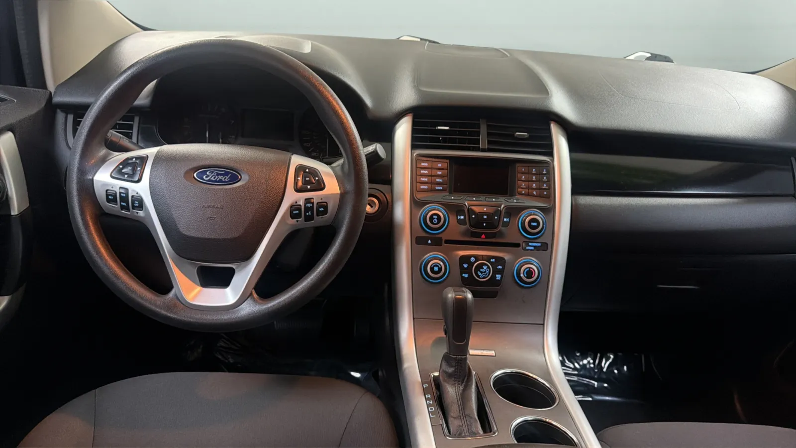 Ford Edge photo 10