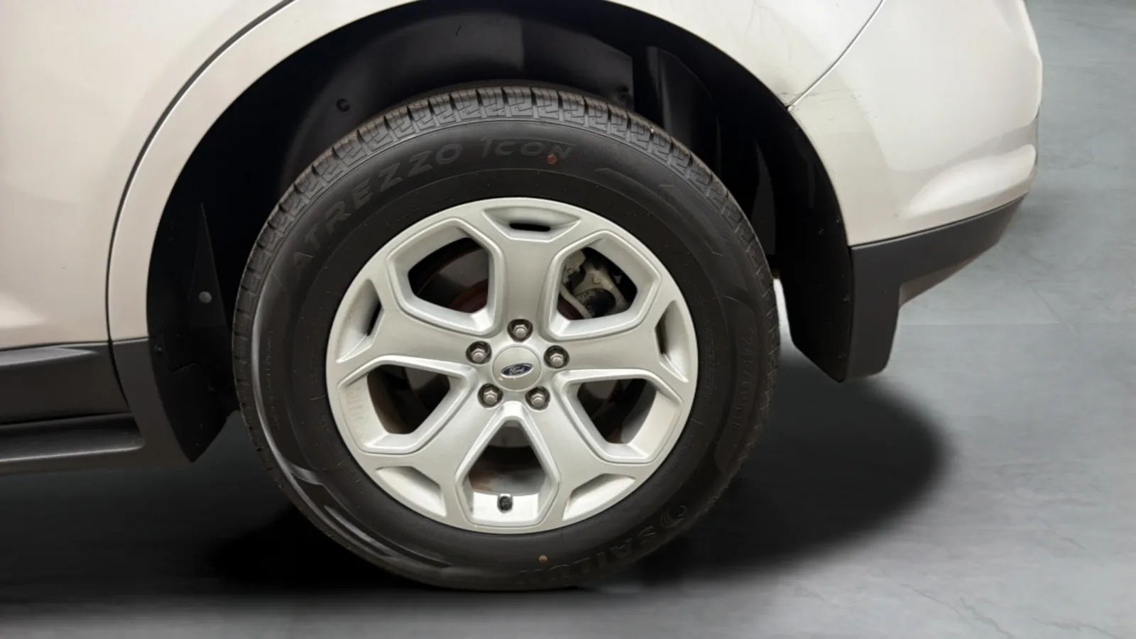 Ford Edge photo 25