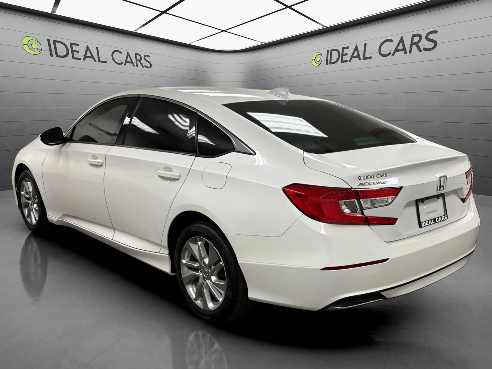 Honda Accord photo 7
