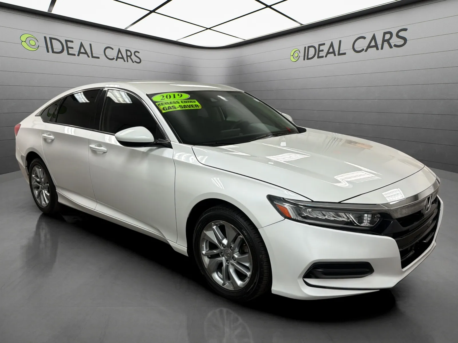 Honda Accord photo 3