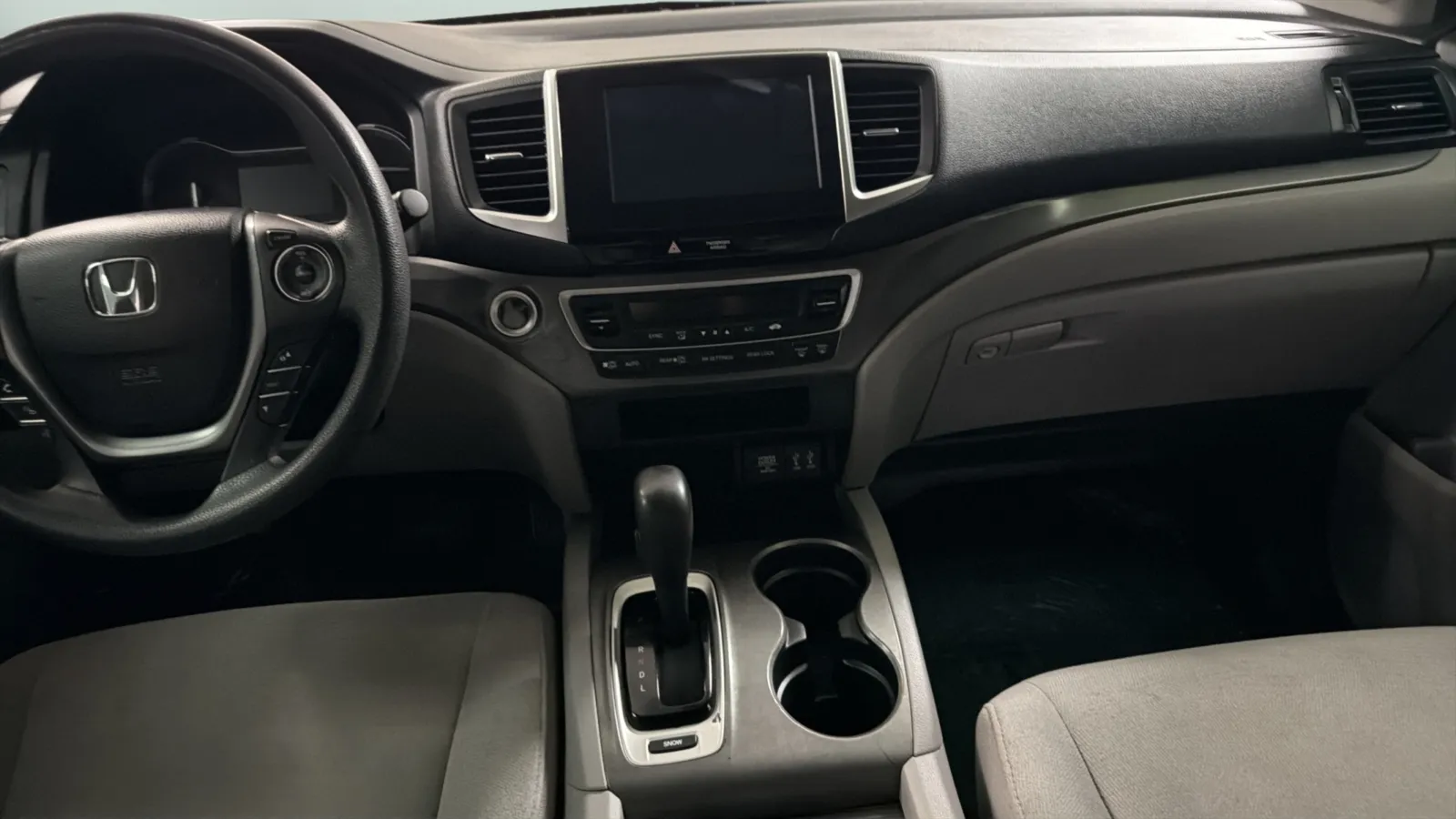 Honda Pilot photo 16