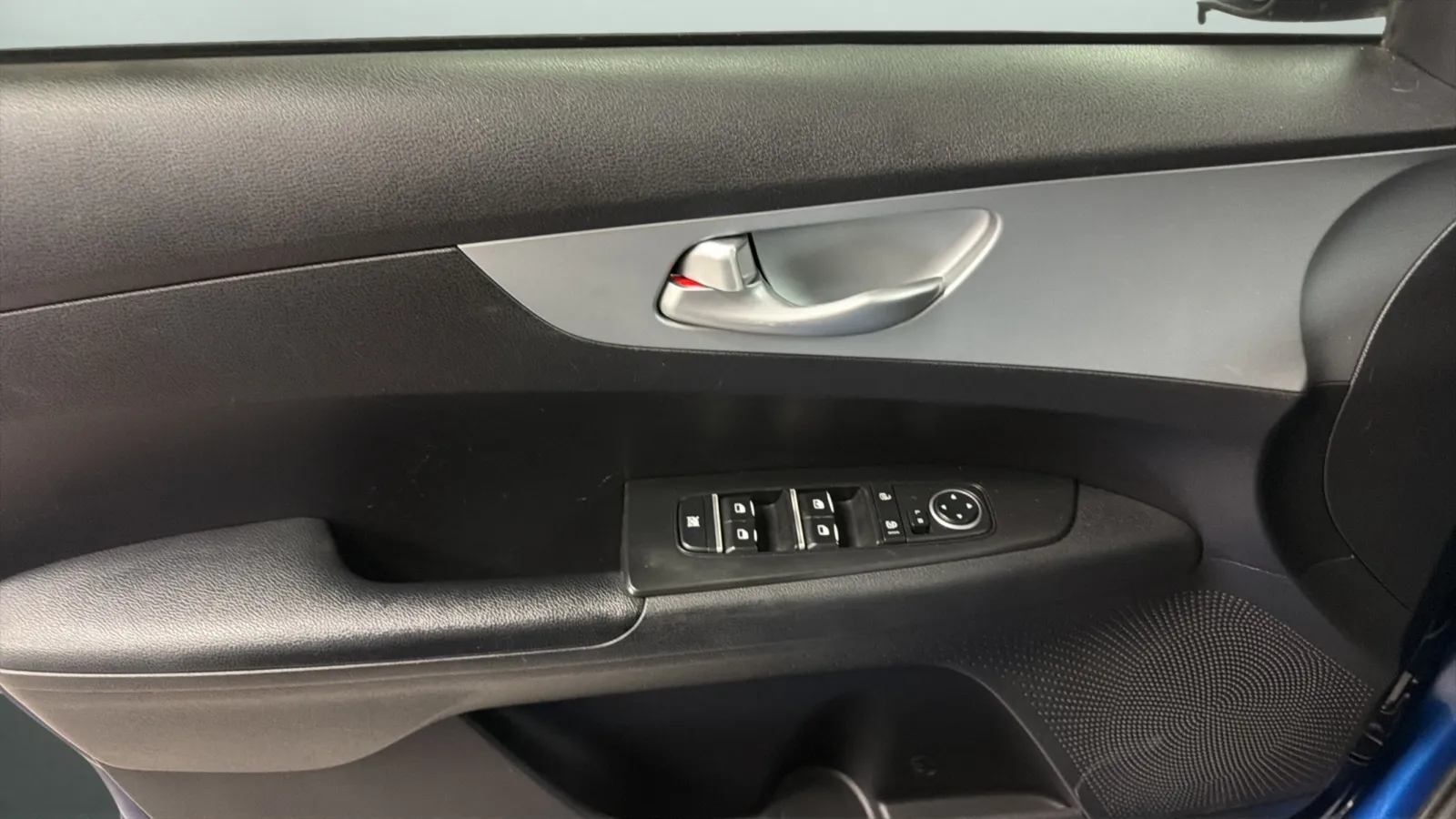 Kia Forte photo 16