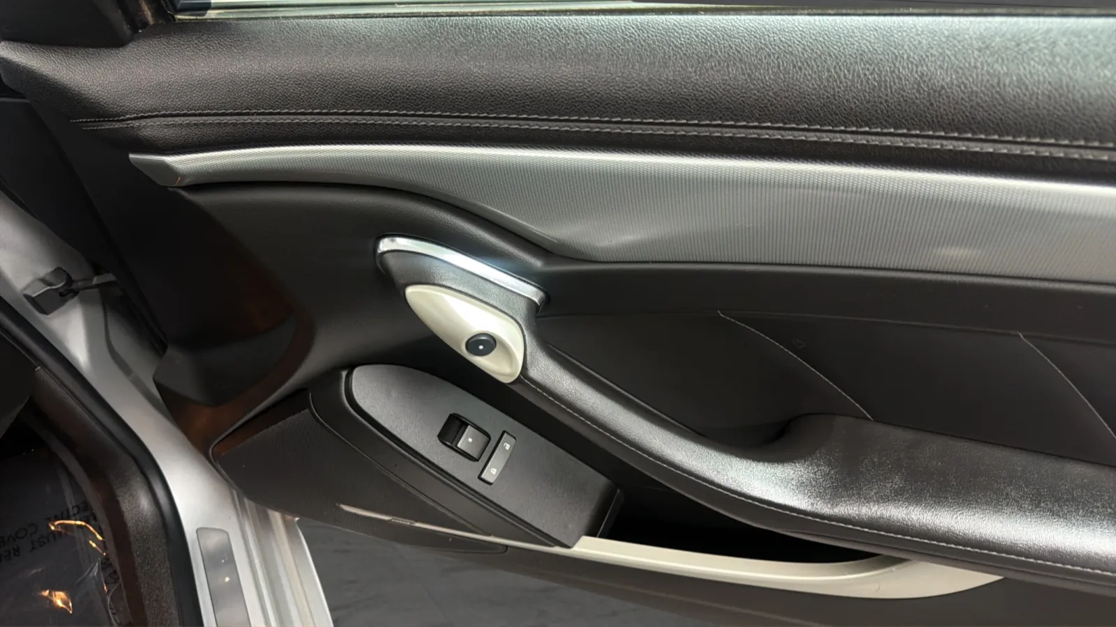 Cadillac CTS photo 16