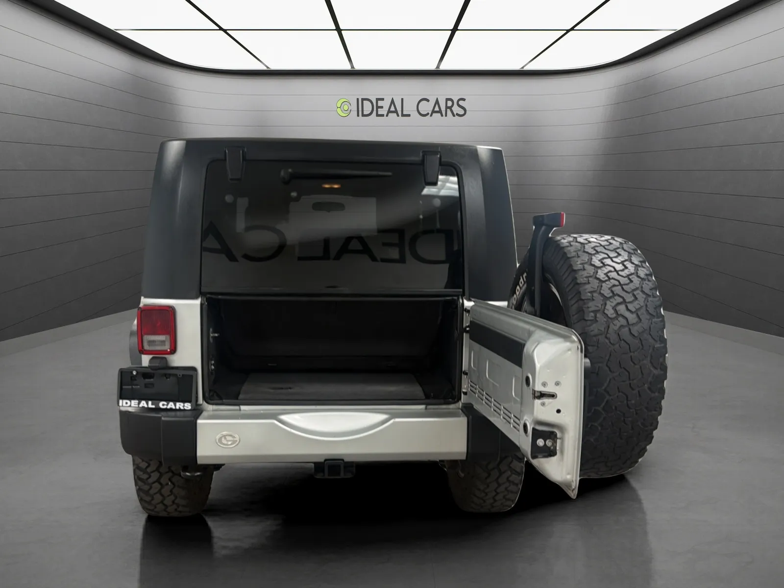 Jeep Wrangler photo 9