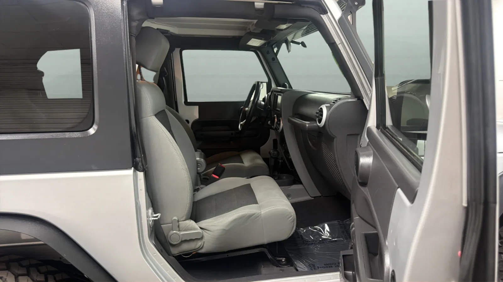 Jeep Wrangler photo 20