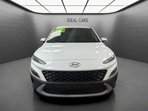 Photos of 2022 Hyundai KONA SE for sale in Mesa, AZ at Ideal Cars - Main Street