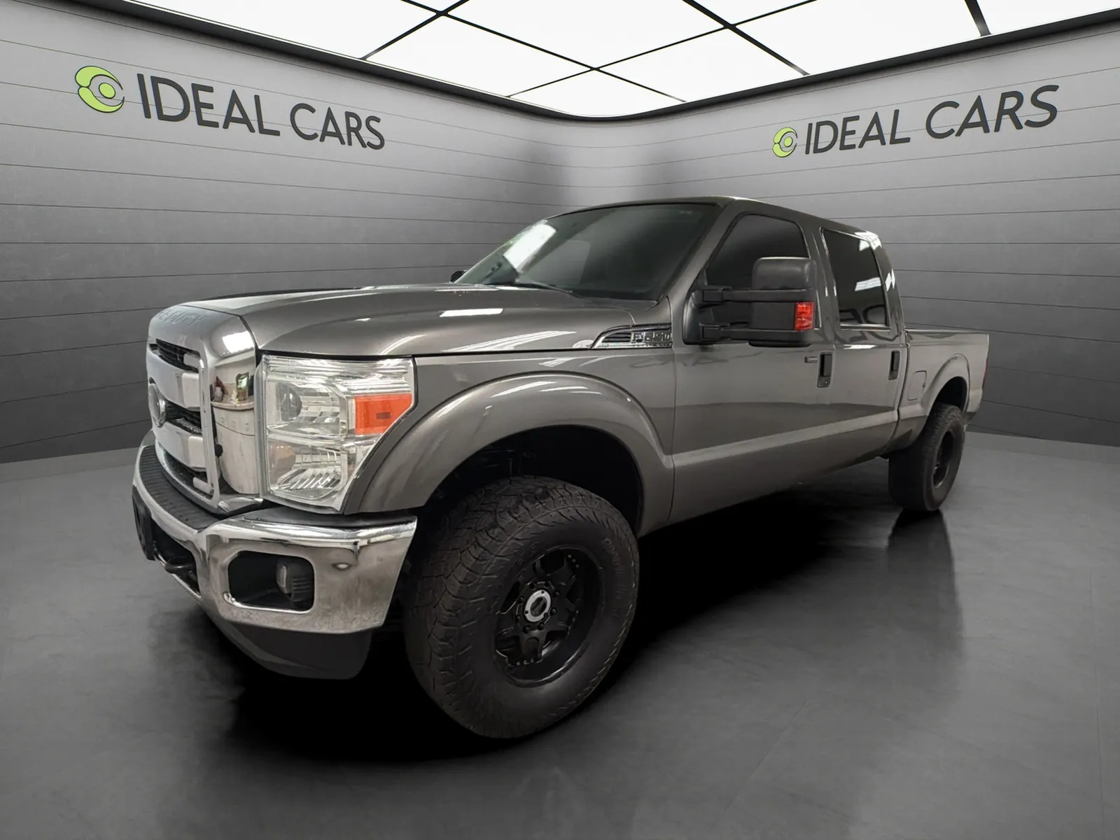 Gray 2014 Ford F-250 Super Duty XLT for sale in Mesa, AZ