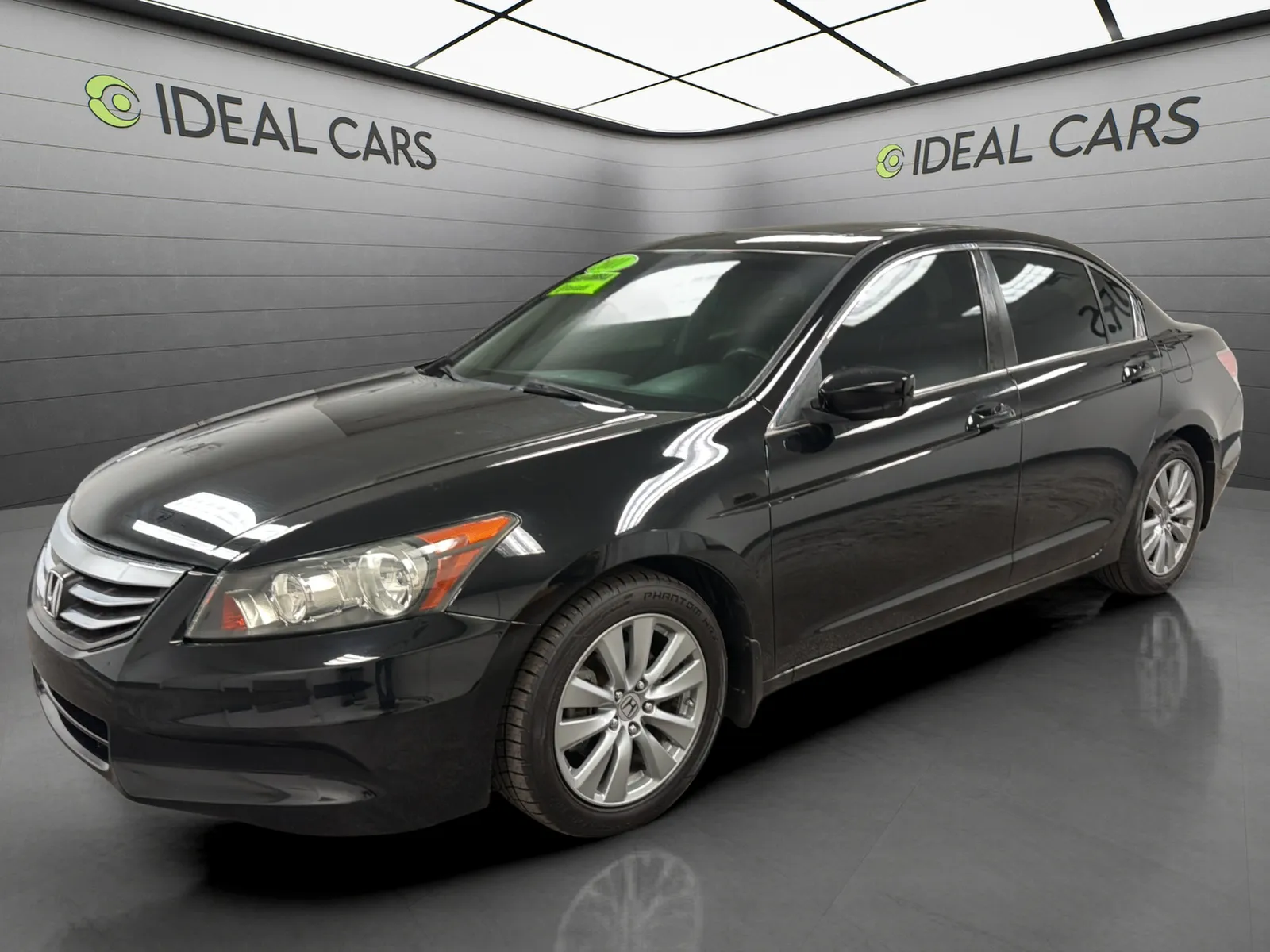 Black 2011 Honda Accord EX-L for sale in Mesa, AZ