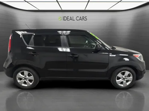 More photos of 2019 Kia Soul at Ideal Cars - Main Street, AZ