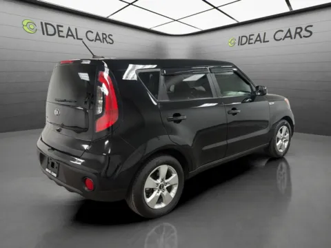 More photos of 2019 Kia Soul at Ideal Cars - Main Street, AZ